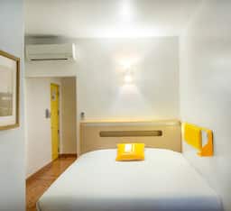 Signature Suite - Triple